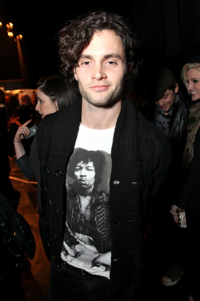 Penn Badgley na New York Fashion Week