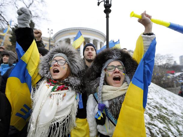 Demonstracje poparcia dla Ukrainy