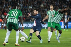 Koncert PSG, wpadka Realu, kosmiczne pudło piłkarza Szachtara [WIDEO]