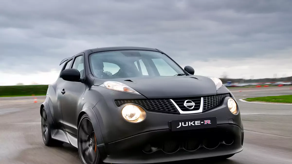 Nissan Juke-R już na torze