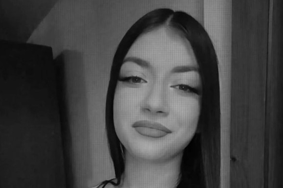 UMRLA ANĐELA ZORIĆ Devojčica koja je ujedinila ceo Prnjavor izgubila svoju najtežu bitku: "Grad je izgubio deo svoje svetlosti"