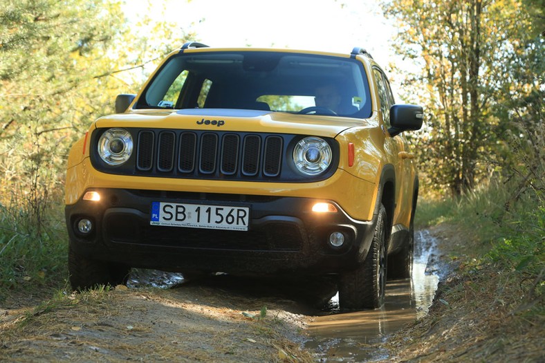 Jeep Renegade 4x4 1.4 kontra Jeep Renegade  2.0 Trailhawk - rodzinna potyczka