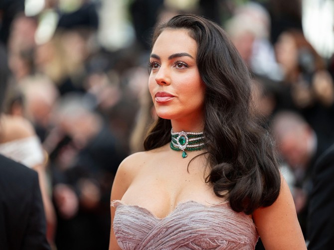 Georgina Rodrigez ponovo promenila imidž i iznenadila Kan