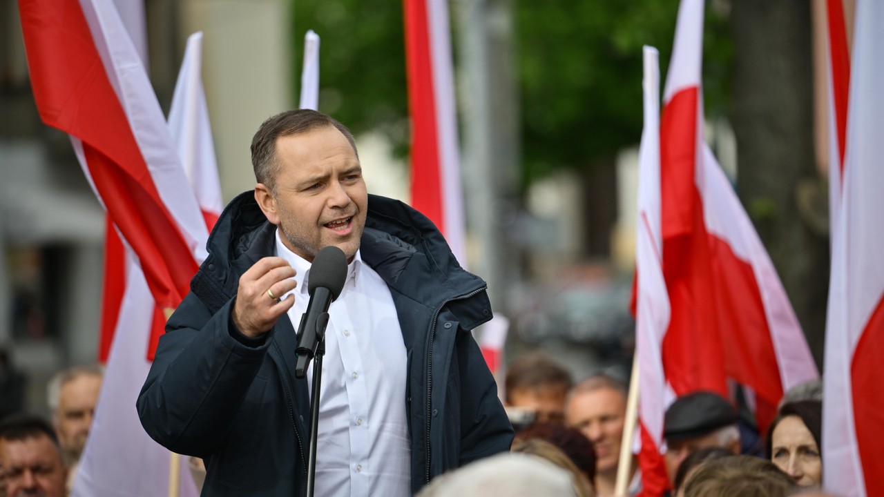 Ruch Karola Nawrockiego w sprawie mieszkania. Poseł PiS ujawnia [RELACJA NA ŻYWO]