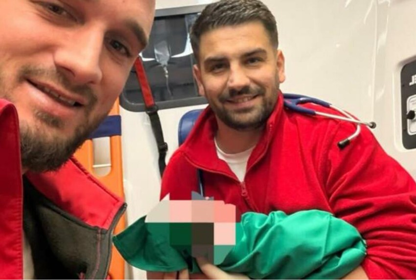 Dr Amar Kadić i medicinski tehničar Filip Mrdak