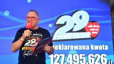 Historyczna aukcja WOŚP. Duże pieniądze i szybkie, czerwone Ferrari