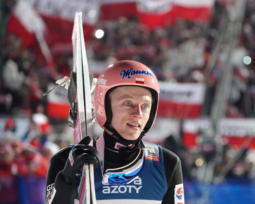 Kamil Stoch (33 l.) już na pierwszym treningu przed zawodami Pucharu Świata w Sapporo pokazał, że jego zwycięstwo w poprzedni weekend w Zakopanem to nie przypadek.