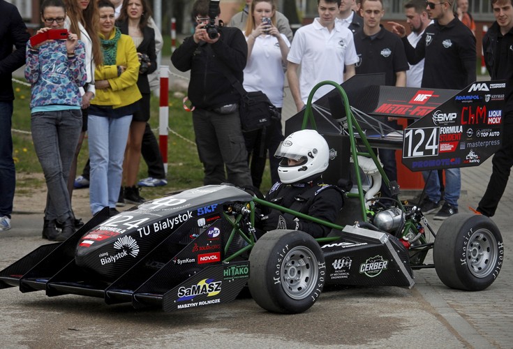 Wyjazdy mają dofinansowanie z budżetu prezydenta miasta Białegostoku w ramach umowy o współpracy dotyczącej promocji miasta. 

<br><br>fot. (ar/gj) PAP/Artur Reszko