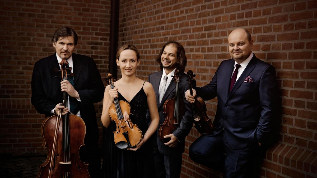 Szymanowski Quartet: Marcin Sieniawski, Agata Szymczewska, Volodia Mykytka i Grzegorz Kotow.
