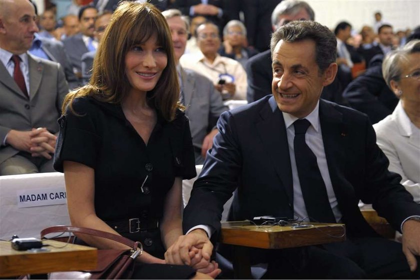 sarkozy i bruni jak sie kochaja