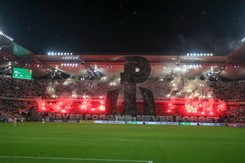 Legia ukarana za zachowanie kibiców podczas meczu z Dinamem