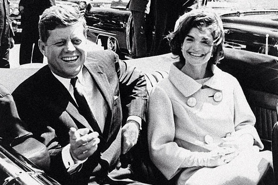 John F. Kennedy chciał wrócić z oparciem pieniądza na kruszcu. Jego śmierć położyła kres tym planom