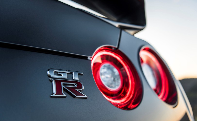 Nissan GT-R