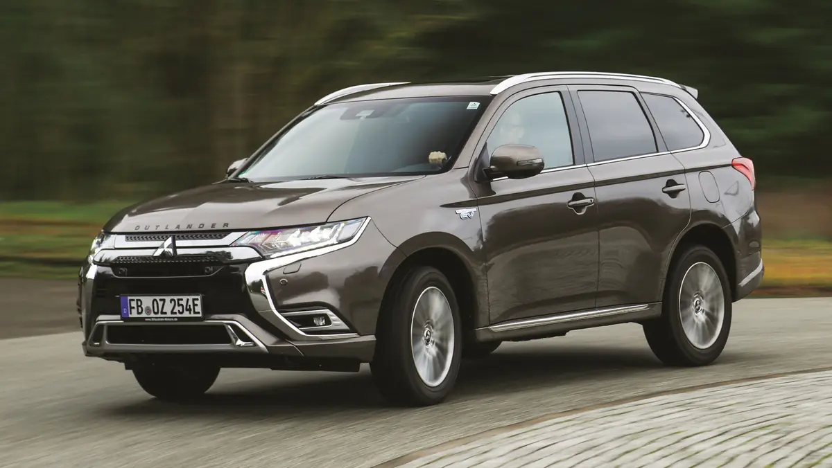 Mitsubishi Outlander PHEV 2020