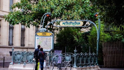 Paryż 2024 - podczas igrzysk bilety na metro będą prawie dwa razy droższe - iFrancja