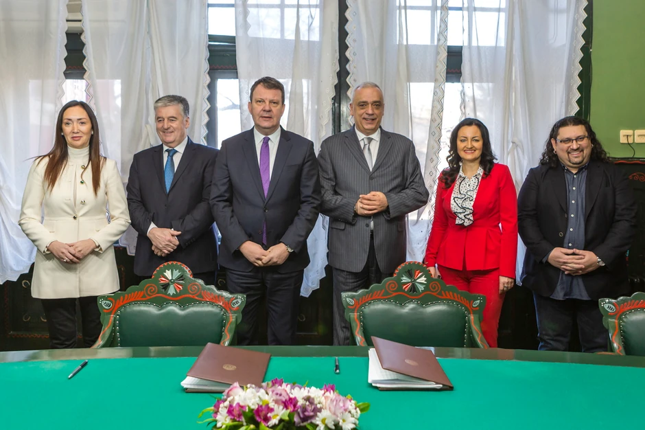 Potpisivanje ugovora za nastavak radova na zgradi Narodnog pozorišta