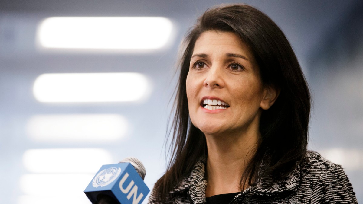 Nowa amerykańska ambasador przy ONZ Nikki Haley powiedziała dziennikarzom, że Stany Zjednoczone "pokażą swoją siłę" w tej organizacji i ostrzegła inne kraje przed przeciwstawieniem się dyplomacji prezydenta Donalda Trumpa.