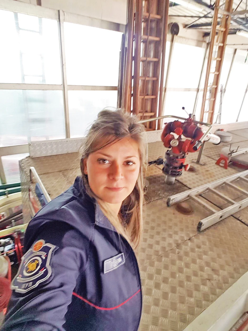 Bračni par kaže da njihov posao ima dve strane medalje - jedna je kada vide osmeh spasenih iz požara, a druga, lošija, kada neko nastrada