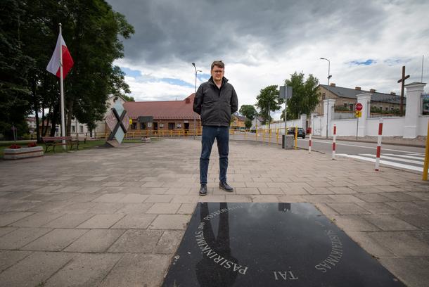 Burmistrz Arkadiusz Nowalski: Bardziej niż rosyjskich czołgów obawiam się fejków, którymi można rozpętać narodowy konflikt