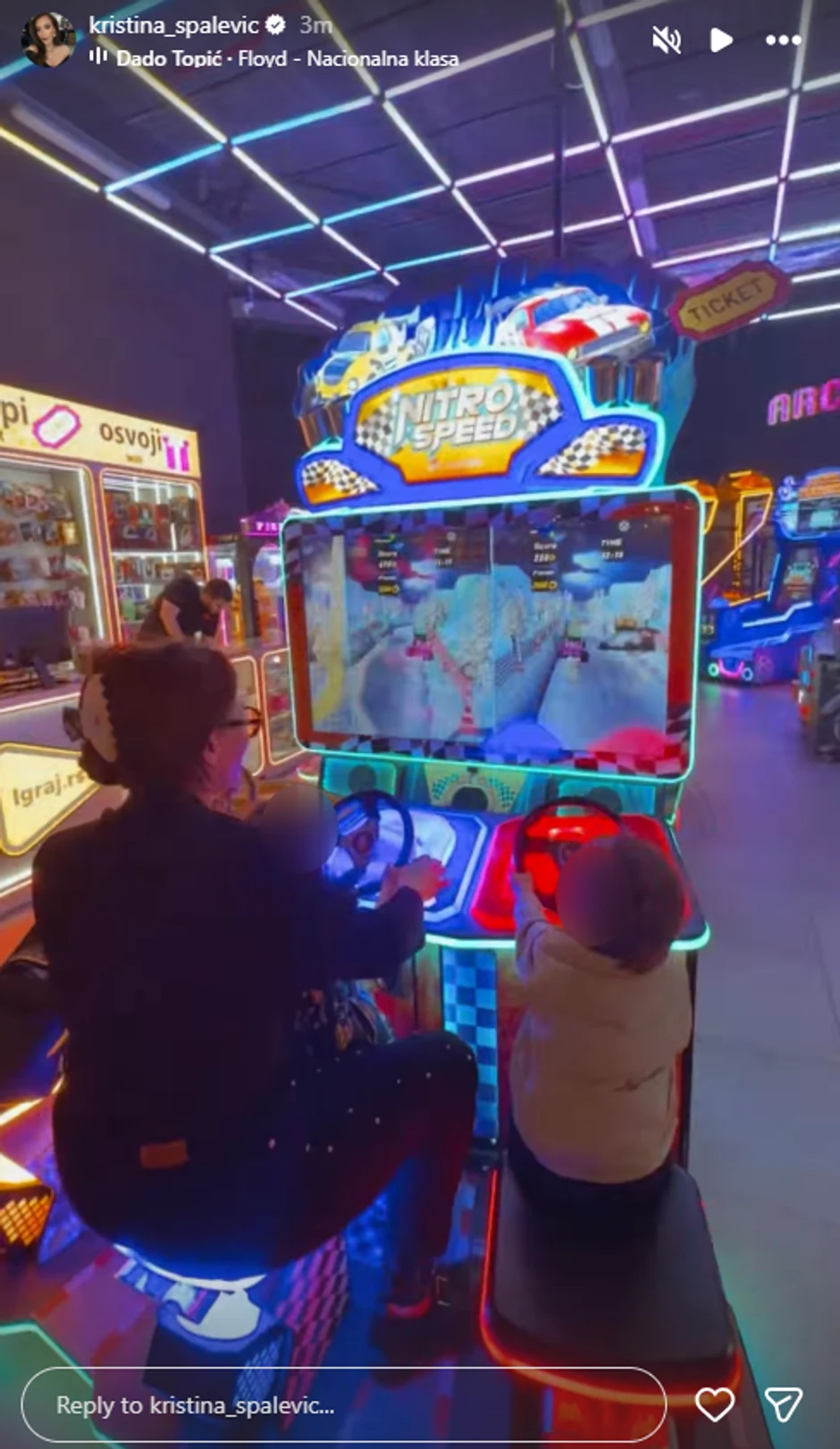 Kristina sa sinovima