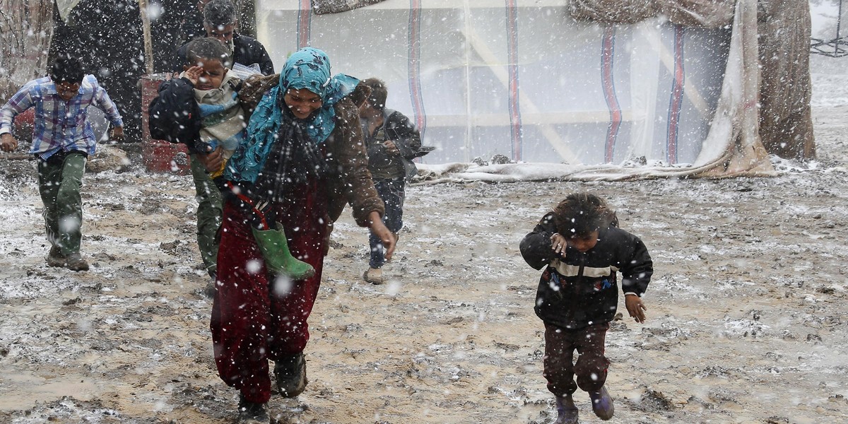 Zamarznięte zwłoki 15 uchodźców z Syrii na granicy z Libanem