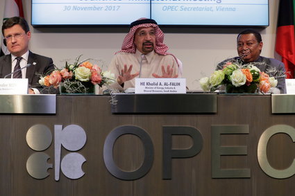 OPEC chce nawet 20-letniego porozumienia z Rosją i innymi producentami ropy ws. cen surowca