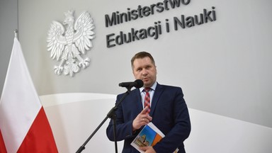 Ministerstwo reaguje na tekst Onetu o fałszywych dyplomach