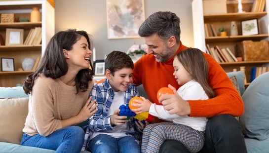 Mieszkasz z „drugą połówką”? Nadal możesz rozliczyć PIT jako samotny rodzic. Przełomowy wyrok WSA