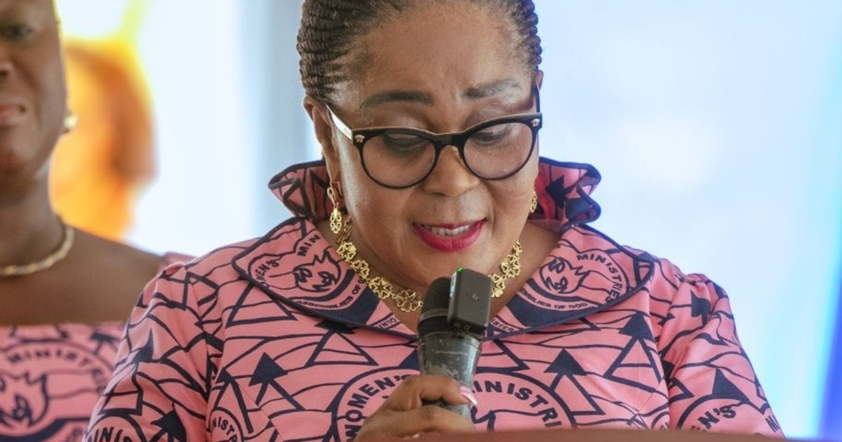 Lordina Mahama engages with young ladies at singles camp meeting - Vimarsana News