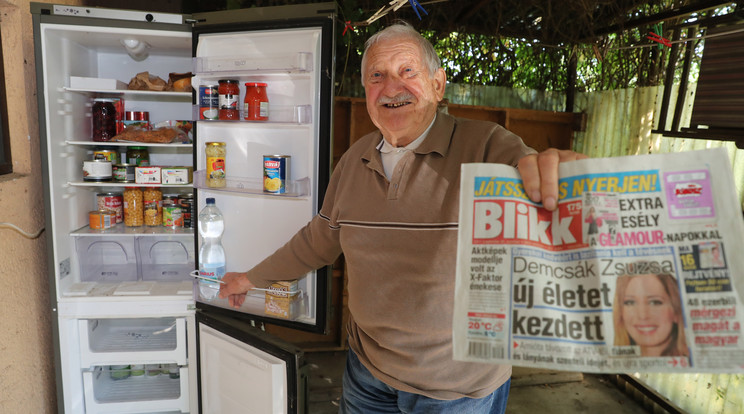 Ballai Gyula és felesége egy hónapja gyűjtöttek egy új hűtőre, a Blikk nyereménye azonban megoldotta a helyzetüket /Fotó: Weber Zsolt