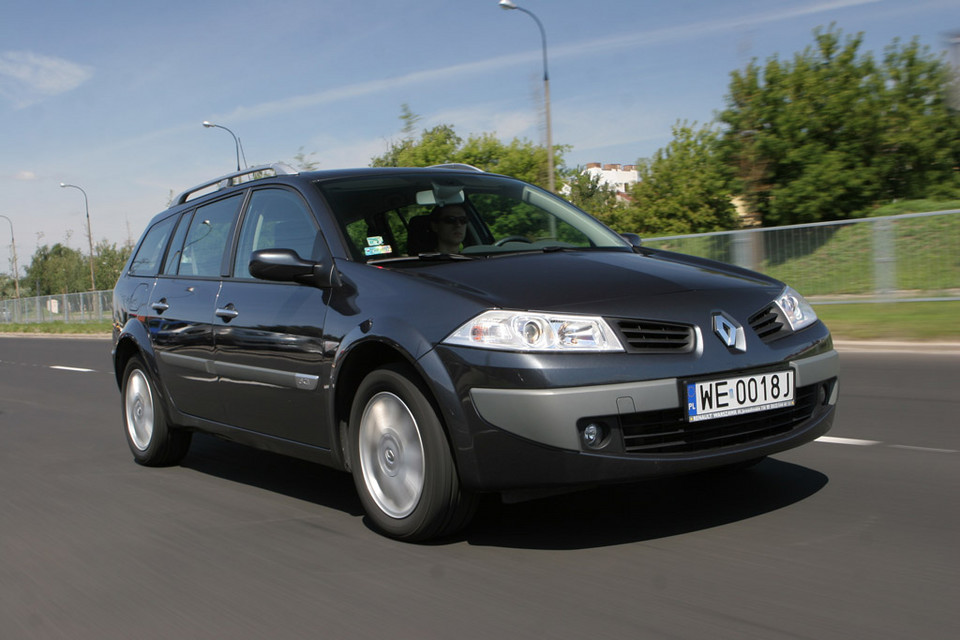 Renault Megane II 1.6 kontra 1.5 dCi cena podobna