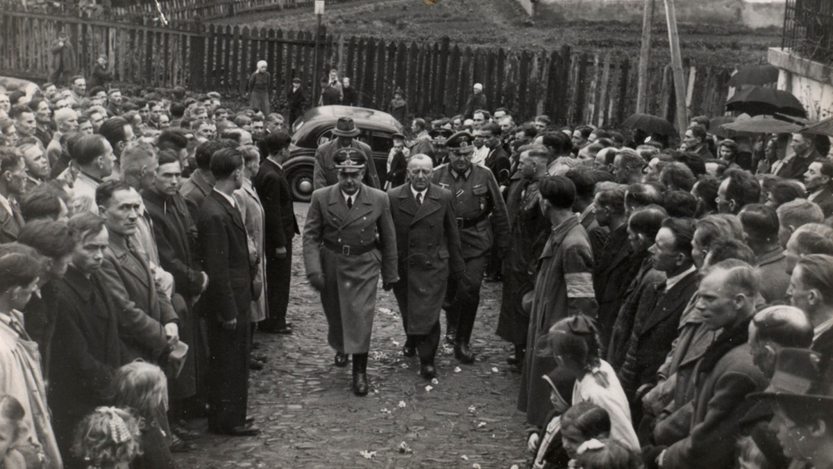 Resztki rozbitej przez Sowietów 14 Dywizji Grenadierów Waffen-SS "Galizien" trafiły do partyzantki UPA.