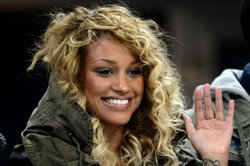 Balotelli cieszył się z dziewczyną ze zwycięstwa nad Barceloną. WIDEO