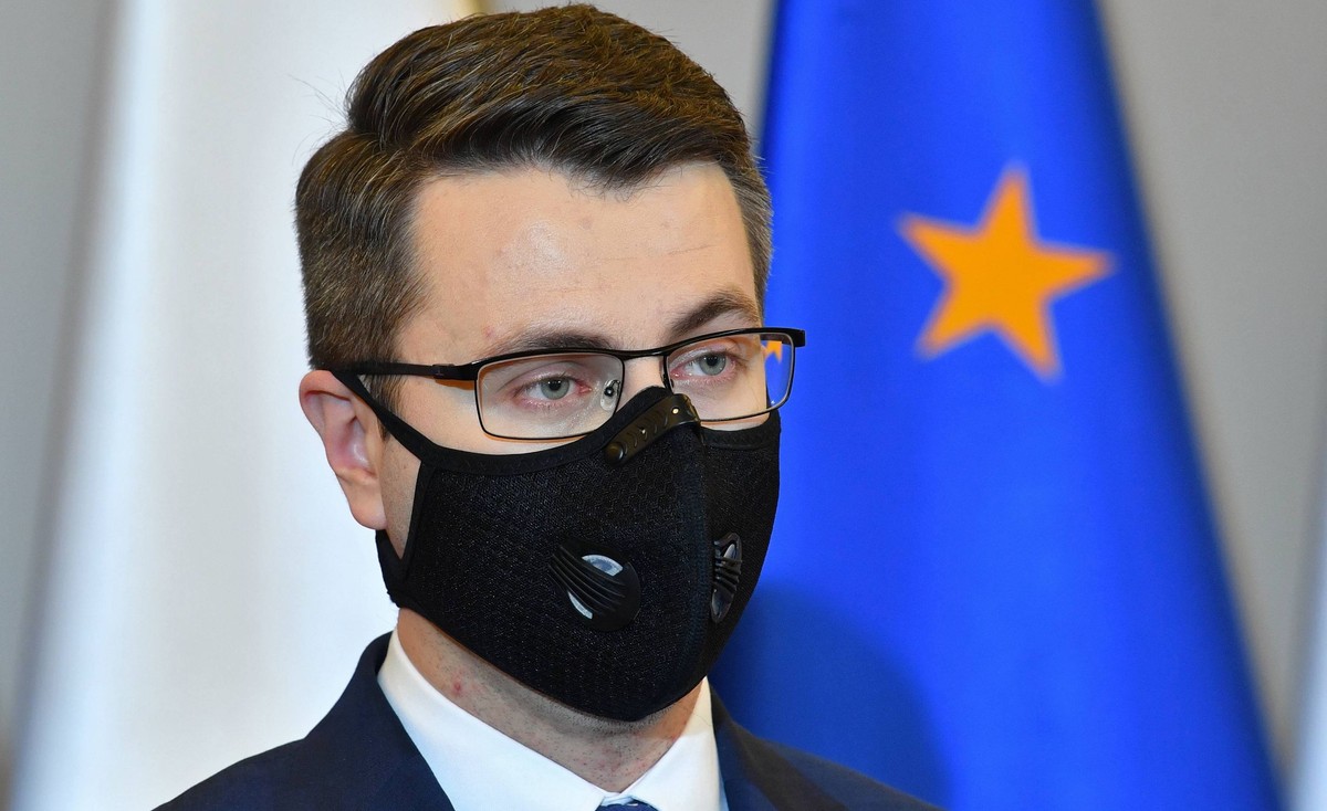 Rzecznik rządu Piotr Mueller