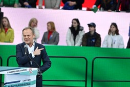 Donald Tusk w Budapeszcie 