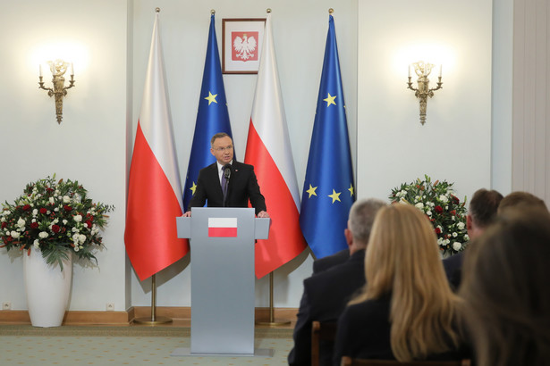 Prezydent RP Andrzej Duda podczas uroczystych obchodów Dnia Służby Zagranicznej w Pałacu Prezydenckim w Warszawie