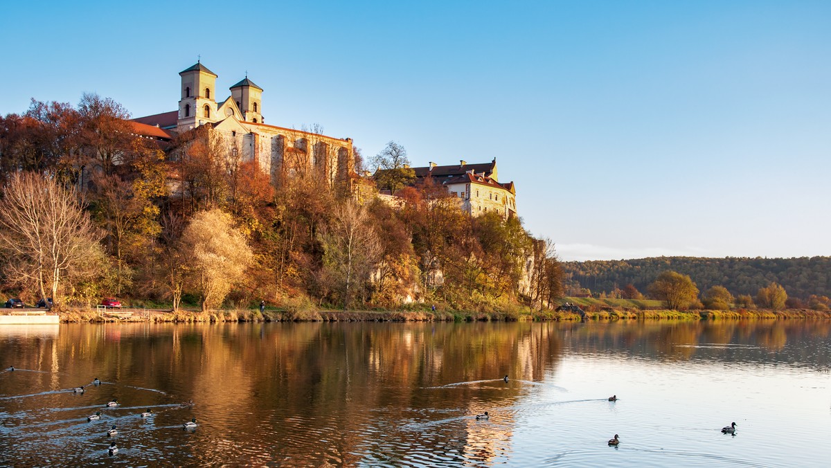 Po blisko trzech dekadach każdy, kto będzie chciał przeprawić się z Tyńca do Piekar – lub odwrotnie – będzie mógł skorzystać z darmowego promu. Uruchomienie nowej atrakcji dla turystów i rowerzystów jest możliwe, dzięki pierwszej edycji Budżetu Obywatelskiego Małopolska.