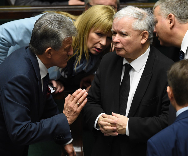 Prezes PiS zapowiedział powstanie "ustawy naprawczej dla Trybunału Konstytucyjnego"