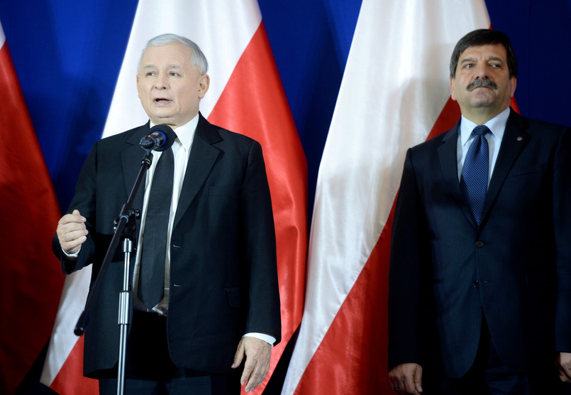 Jarosław Kaczyński i Janusz Śniadek podczas konferencji prasowej organizatorów marszu
