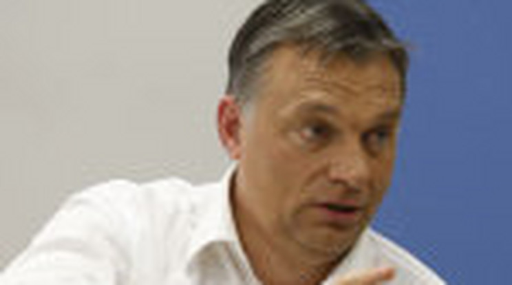Orbán is ringbe szállt falujában
