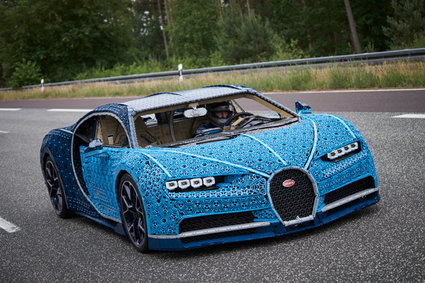 Bugatti Chiron z klocków Lego. Model w skali 1:1, który jeździ