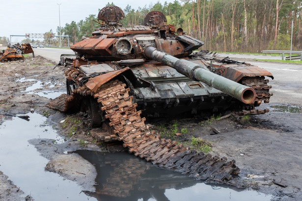 Ukraina. Zniszczony rosyjski czołg
