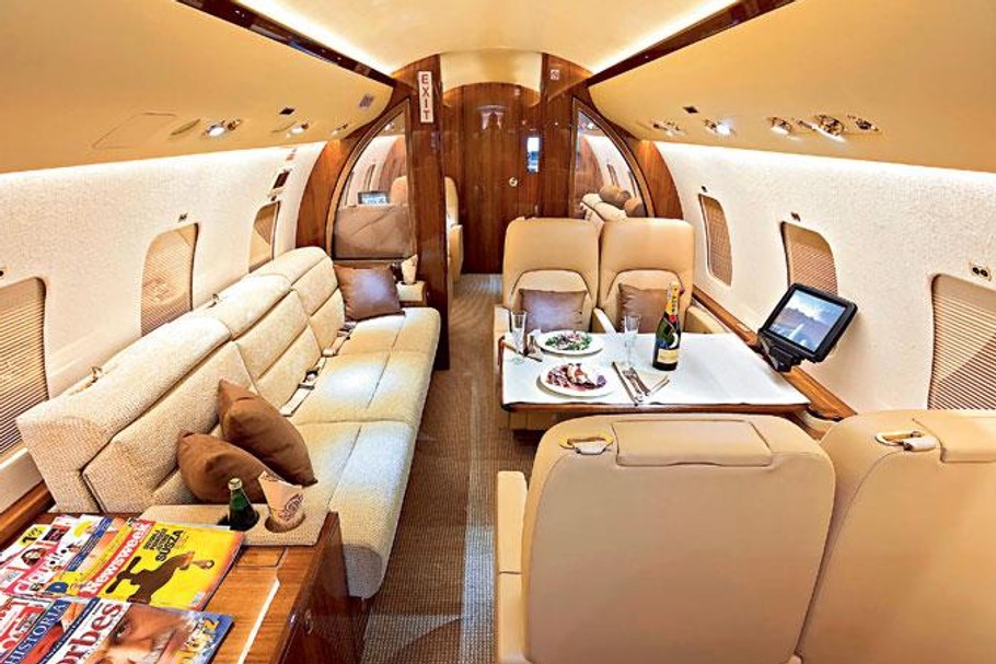 Bombardier Global 5000