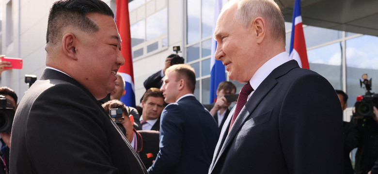 "Rosja pomoże Korei Północnej". Władimir Putin i Kim Dzong Un rozpoczynają rozmowy, padają pierwsze obietnice