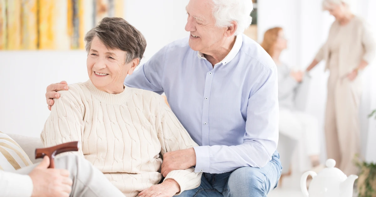 Do 2150 zł dla wybranych seniorów. Nowe świadczenie dla 80-latków na początek