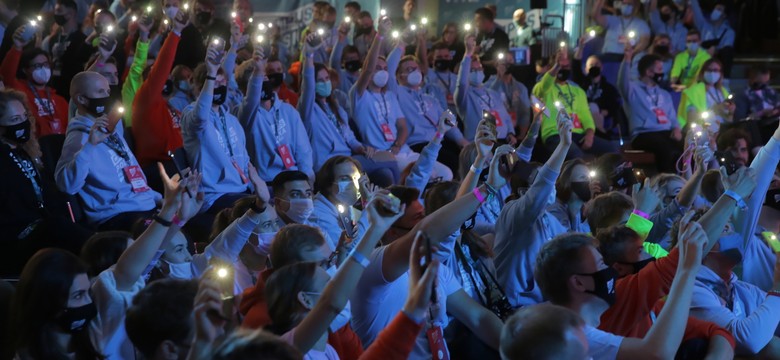 "Kościół hierarchiczny w Polsce jest zakładnikiem PiS-u"