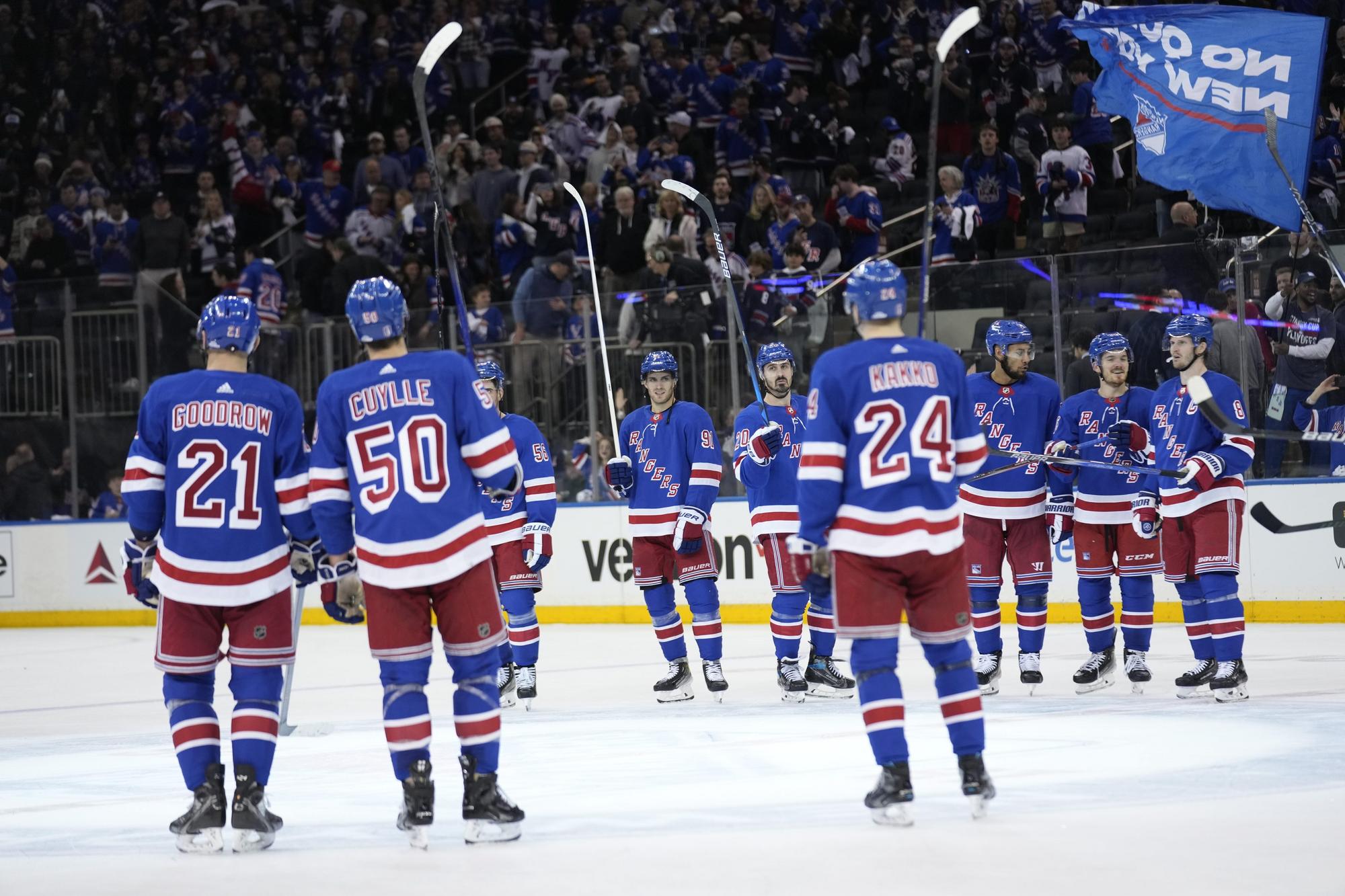 Zápas play-off NHL: New York Rangers - Washington Capitals.
