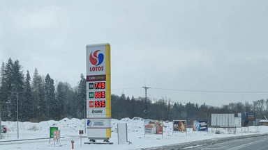 Ceny paliw pod Tatrami szybują w górę. "Skończyły się kolejki do dystrybutorów"