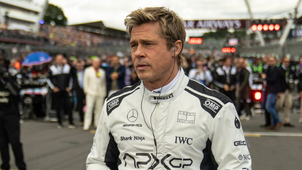 Ilyen volt nőként végignézni Brad Pitt minden elemében férfias új filmjét