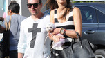 Alessandra Ambrosio w seksownych bucikach